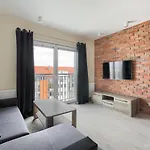 Warta River Loft By Bookinghost * بوزنان