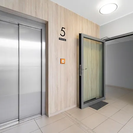 Warta River Loft By Bookinghost بوزنان